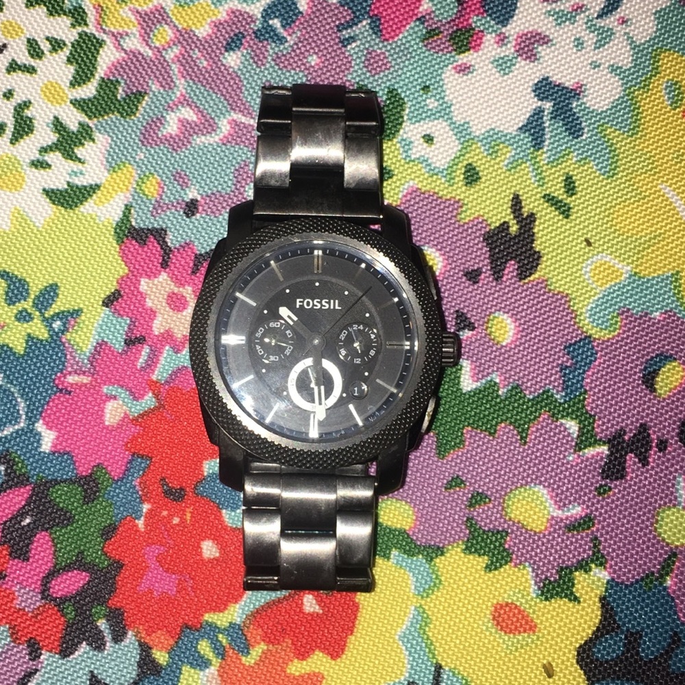 Gunmetal men’s fossil watch